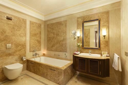 Hotel Fateh Prakash Palace - Grand Heritage