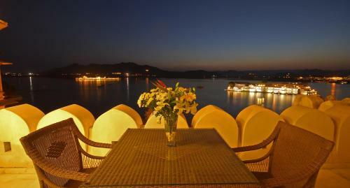 Hotel Fateh Prakash Palace - Grand Heritage