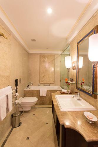 Hotel Fateh Prakash Palace - Grand Heritage