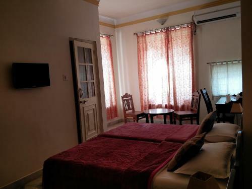 Bed & Breakfast Hotel Pratap Bhawan
