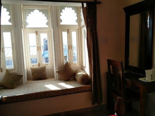 Bed & Breakfast Hotel Pratap Bhawan