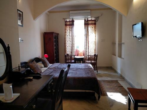 Bed & Breakfast Hotel Pratap Bhawan