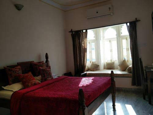 Bed & Breakfast Hotel Pratap Bhawan