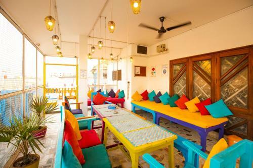 Stops Hostel Varanasi