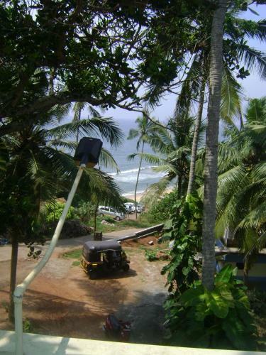 Hotel Basuri Beach Resort