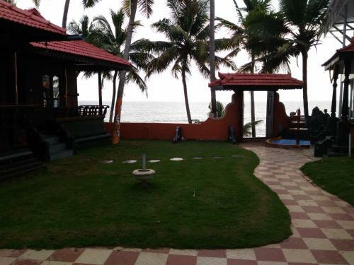 Hotel Black Beach Resort