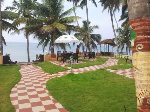 Hotel Black Beach Resort