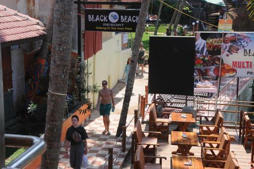 Hotel Black Beach Resort