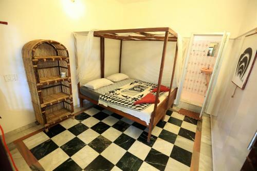 Hostal Keratheeram Beach Resort