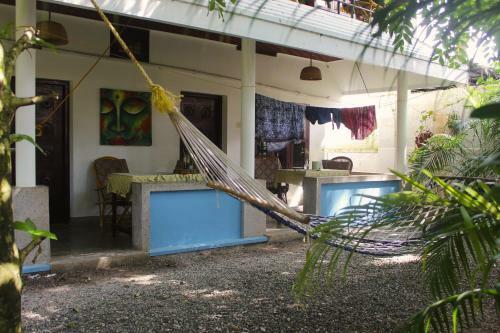 Hostal Keratheeram Beach Resort