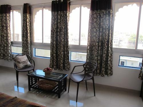 Hostal Devi Vilas Guest House