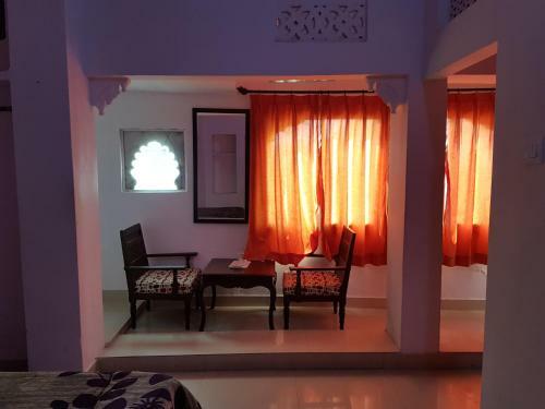 Hostal Devi Vilas Guest House
