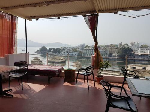 Hostal Devi Vilas Guest House