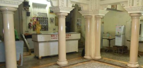 Hotel Basant