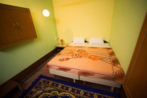 Hostal Paradise Inn Guest House