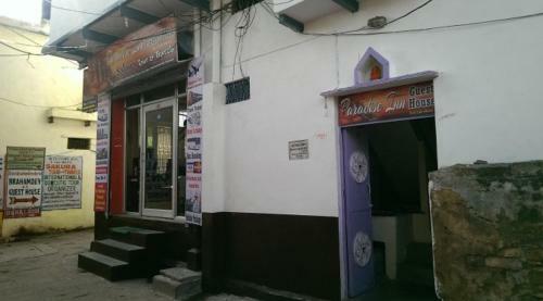 Hostal Paradise Inn Guest House