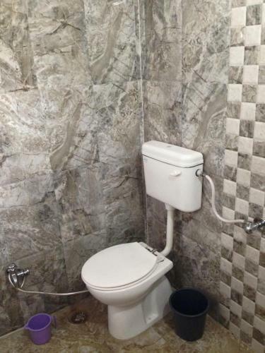 Hostal Paradise Inn Guest House