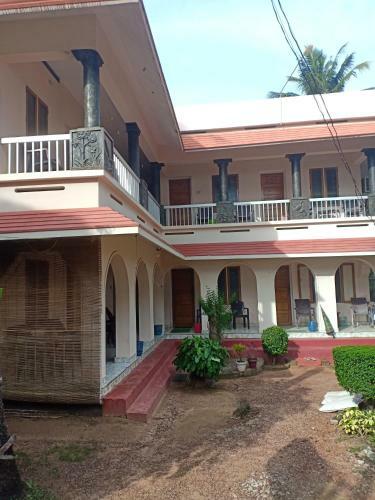 Hotel Bamboo Village