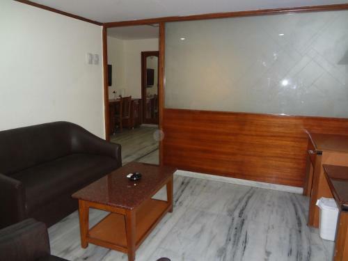 Hotel Daspalla Executive Court