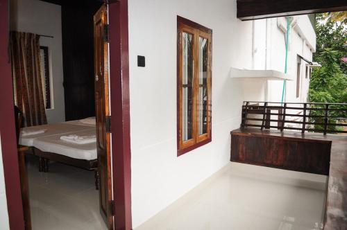 Hotel Raja Park Beach Resort
