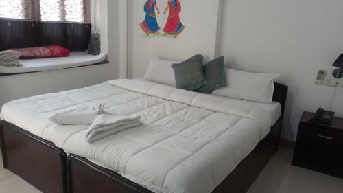 Hostal The Royal Lake View Villa