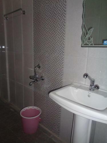 Hostal The Royal Lake View Villa