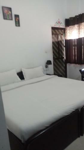 Hostal The Royal Lake View Villa