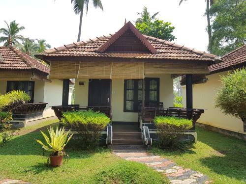 Hotel Maadathil Cottages