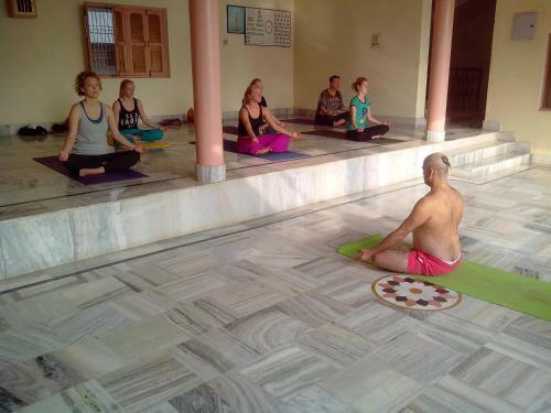 Hostal Sri Yoga Mandir