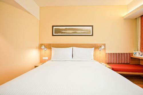 Hotel Ibis Navi Mumbai
