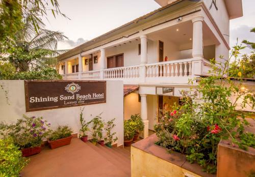 Shining Sand Beach Hotel