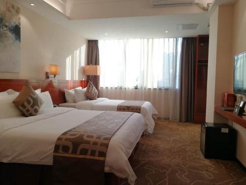Wanfu Century Hotel