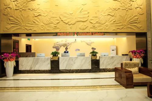 Wanfu Century Hotel