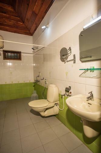 Hotel Crescent Residency