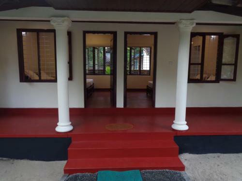 Bed & Breakfast Angels' Homestay Marari