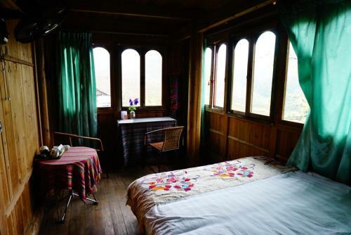 Hostal Longji Terrace Wood House