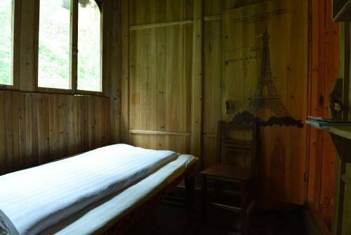 Hostal Longji Terrace Wood House
