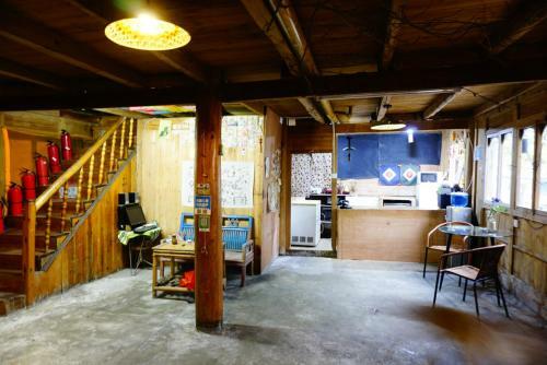 Hostal Longji Terrace Wood House