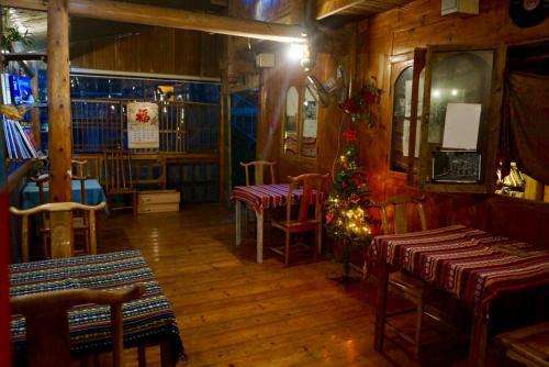 Hostal Longji Terrace Wood House