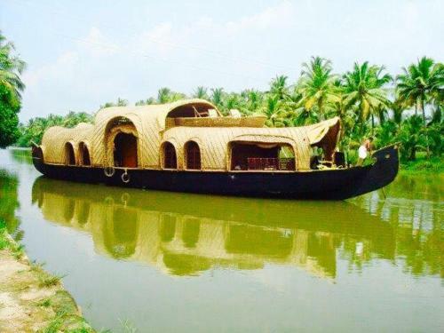 Marari Swapna Beach Villa
