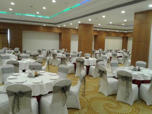 Hotel Country Inn & Suites By Radisson, Bathinda