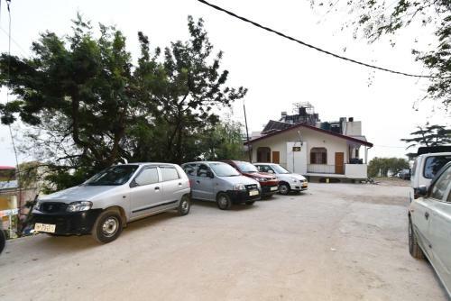 Hostal Surbhi Guest House