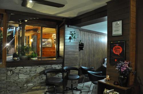 Hotel The Hermitage Kanatal