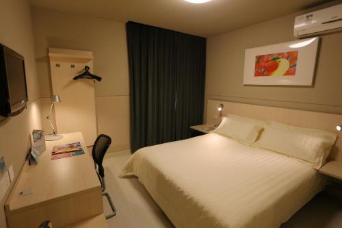 Hotel Jinjiang Inn Mianyang Technical Building Flyover
