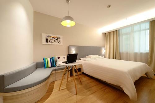 Hotel Hanting Express Nanjing Pukou Nanda
