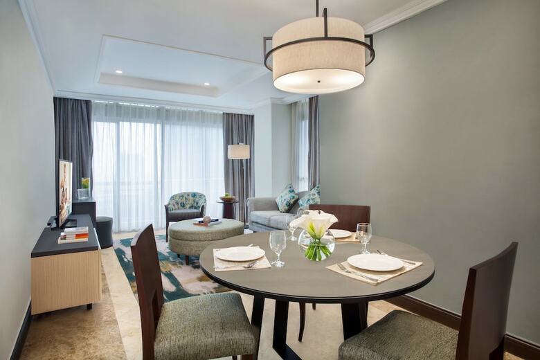 Hotel Somerset Grand Citra