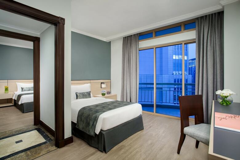Hotel Somerset Grand Citra