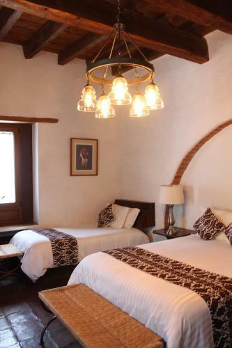 Hotel Mes�n De Leyendas Downtown & Garden
