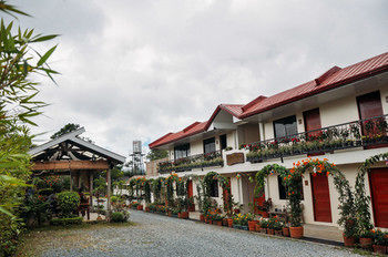 Hotel Lazea Tagaytay Inn