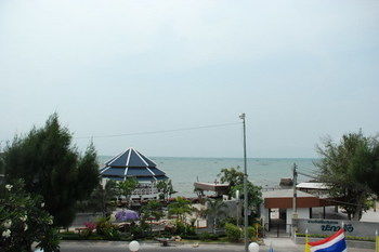 Bangsaen Villa Hotel